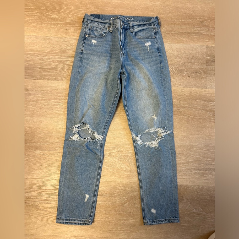 American Eagle Mom Jeans